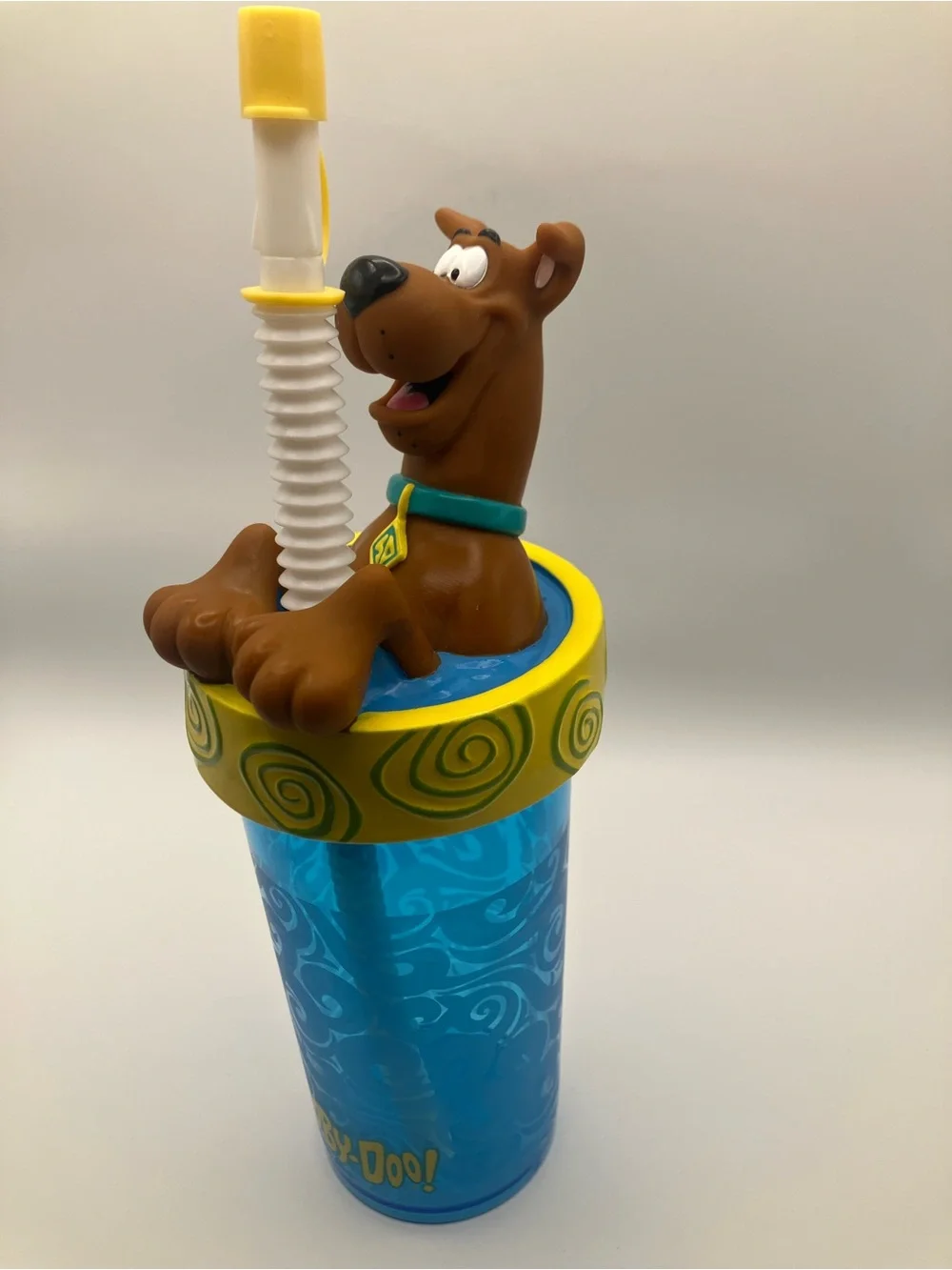 Vintage 1998 scooby doo tumbler cup millennial nostalgia